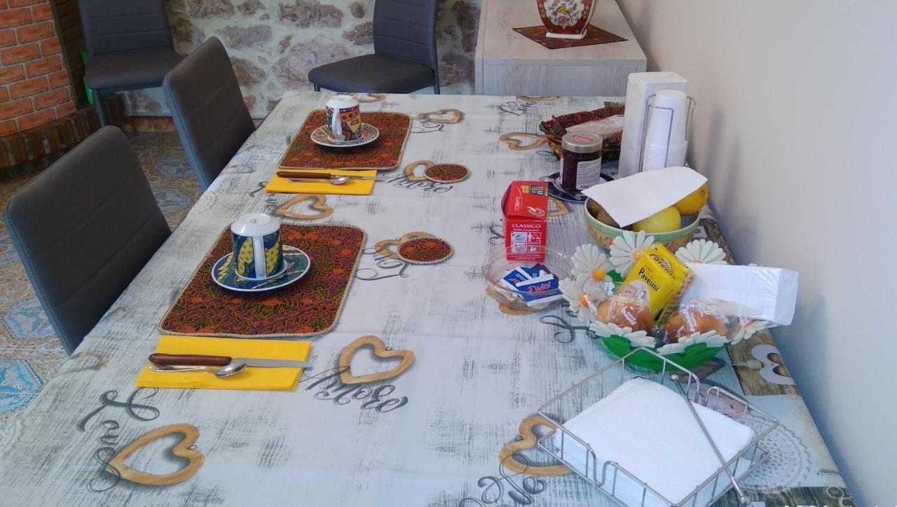 La Casina Gialla Villa Veroli Екстериор снимка